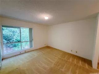 Photo #4: 202527639 Listing 