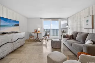 Photo #3: 202527649 Listing 