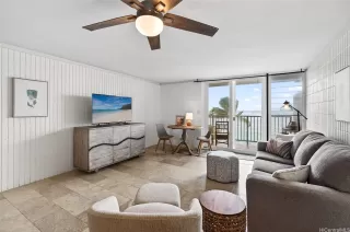 Photo #5: 202527649 Listing 