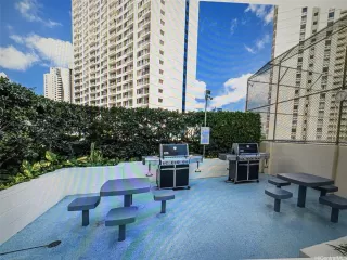 Photo #6: 202527658 Listing 