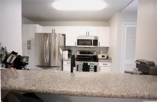 Photo #2: 202527669 Listing 