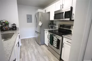 Photo #4: 202527669 Listing 