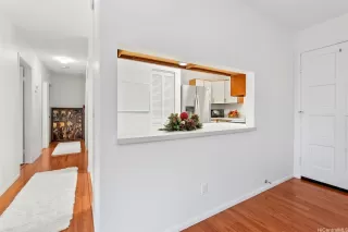 Photo #4: 202527699 Listing 