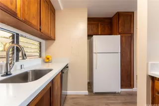 Photo #6: 202527709 Listing 