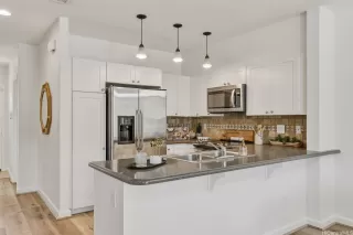 Photo #4: 202527719 Listing 