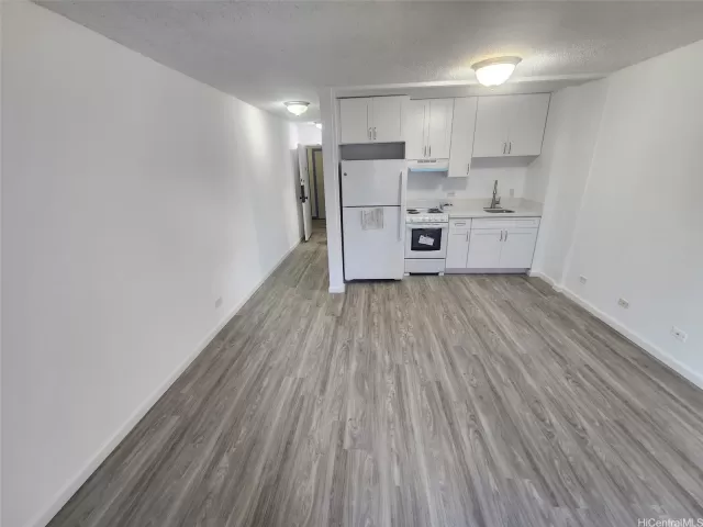 MLS: 202527747 Condo For Sale