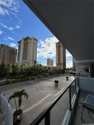 Photo #6: 202527774 Listing 