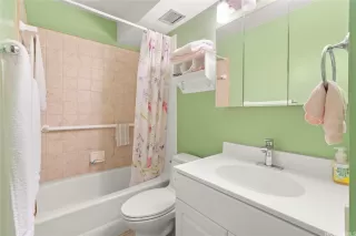 Photo #6: 202527775 Listing 