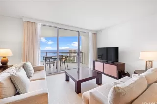 Photo #3: 202527816 Listing 