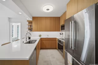 Photo #4: 202527822 Listing 