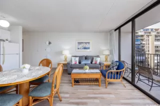 Photo #3: 202527837 Listing 