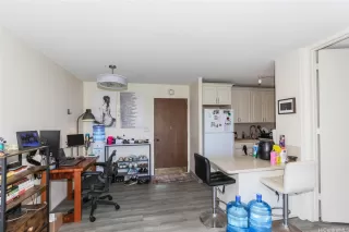 Photo #4: 202527852 Listing 