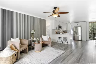 Photo #3: 202527857 Listing 