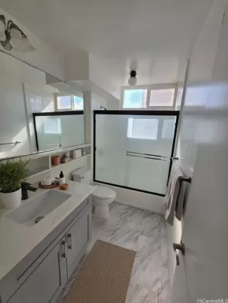 Photo #4: 202527859 Listing 