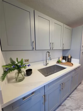 Photo #6: 202527859 Listing 