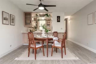 Photo #5: 202527924 Listing 