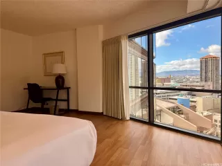 Photo #3: 202527932 Listing 