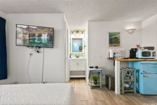 Photo #4: 202527934 Listing 