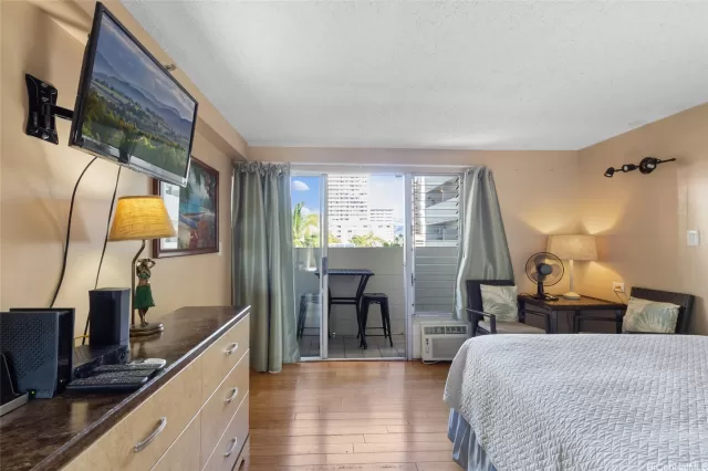 MLS: 202527937 Condo For Sale