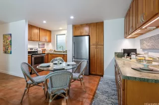 Photo #3: 202527951 Listing 