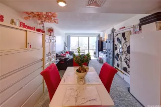 Photo #3: 202527958 Listing 