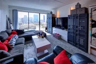 Photo #5: 202527958 Listing 