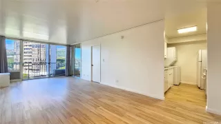 Photo #5: 202527965 Listing 