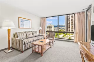 Photo #2: 202527972 Listing 