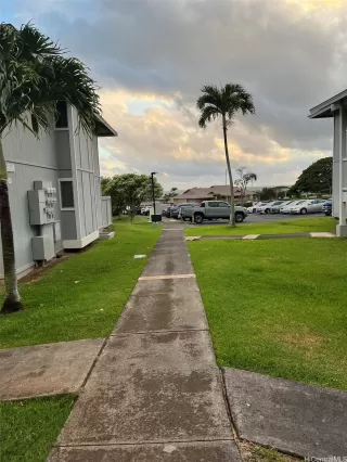 Photo #3: 202527973 Listing 