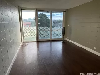 Photo #4: 202527984 Listing 