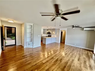 Photo #2: 202527986 Listing 