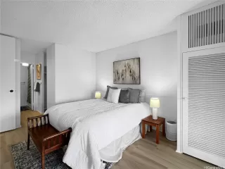 Photo #2: 202527988 Listing 