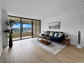 Photo #6: 202527988 Listing 