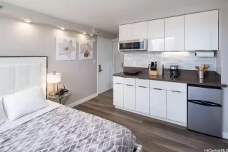 Photo #5: 202527999 Listing 