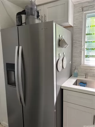 Photo #6: 202528006 Listing 