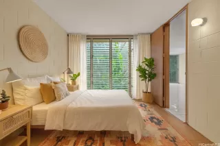 Photo #2: 202528007 Listing 