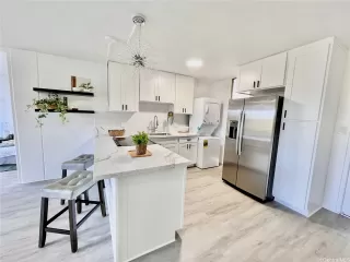 Photo #3: 202528014 Listing 