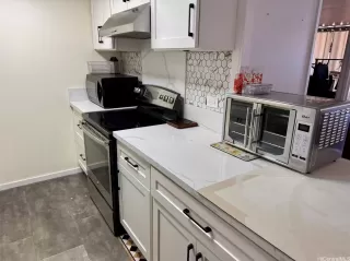 Photo #2: 202528066 Listing 