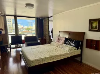 Photo #6: 202528066 Listing 