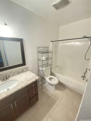 Photo #4: 202528073 Listing 