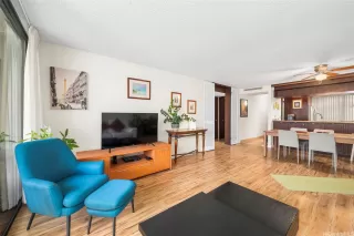 Photo #4: 202528078 Listing 