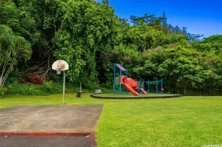 Photo #5: 202528084 Listing 