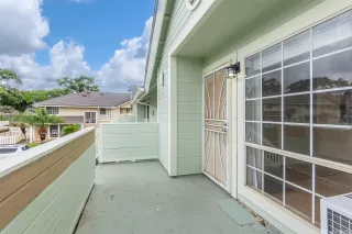 Photo #4: 202528097 Listing 