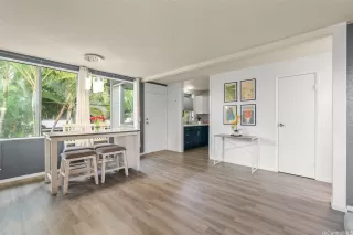 Photo #3: 202528112 Listing 