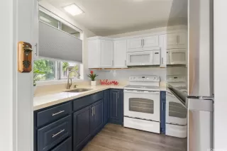 Photo #4: 202528112 Listing 