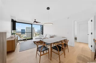 Photo #2: 202528114 Listing 