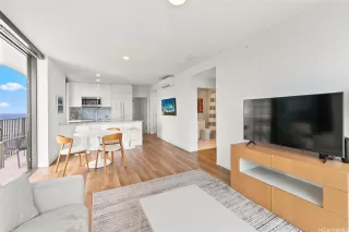 Photo #2: 202528130 Listing 