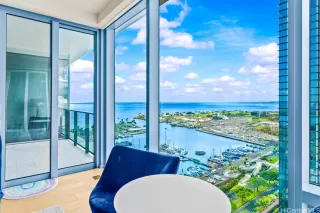 Photo #3: 202528142 Listing 