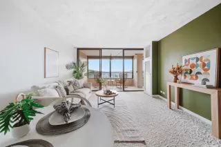 Photo #4: 202528166 Listing 