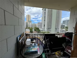 Photo #6: 202528167 Listing 